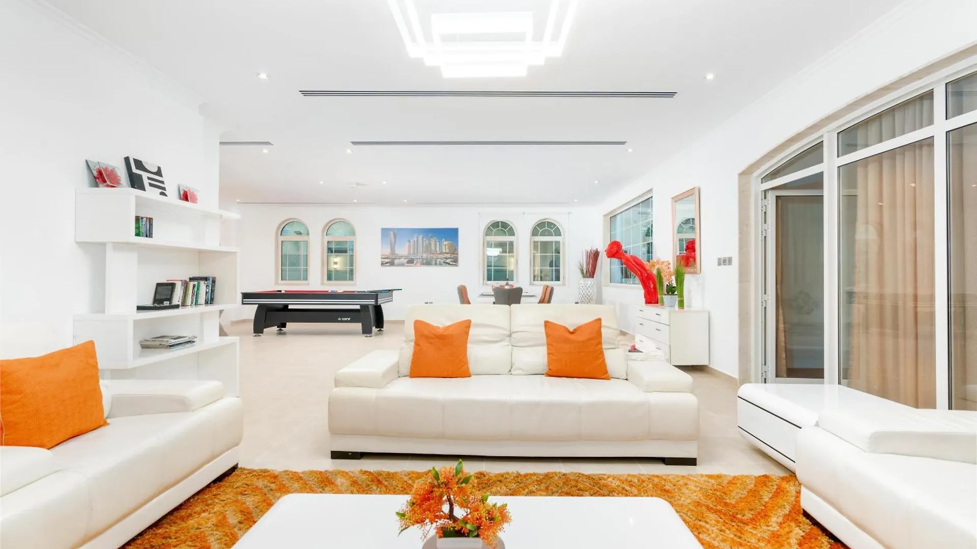 Private Villa In Dubai With Swimming Pool And Huge Garden